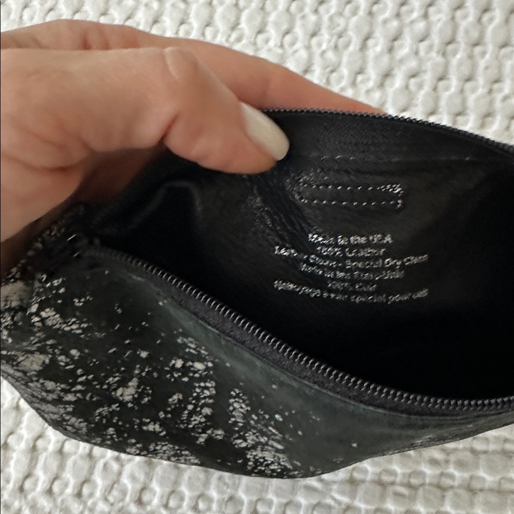 Black Cosmetic Bag - Picture 3 of 3